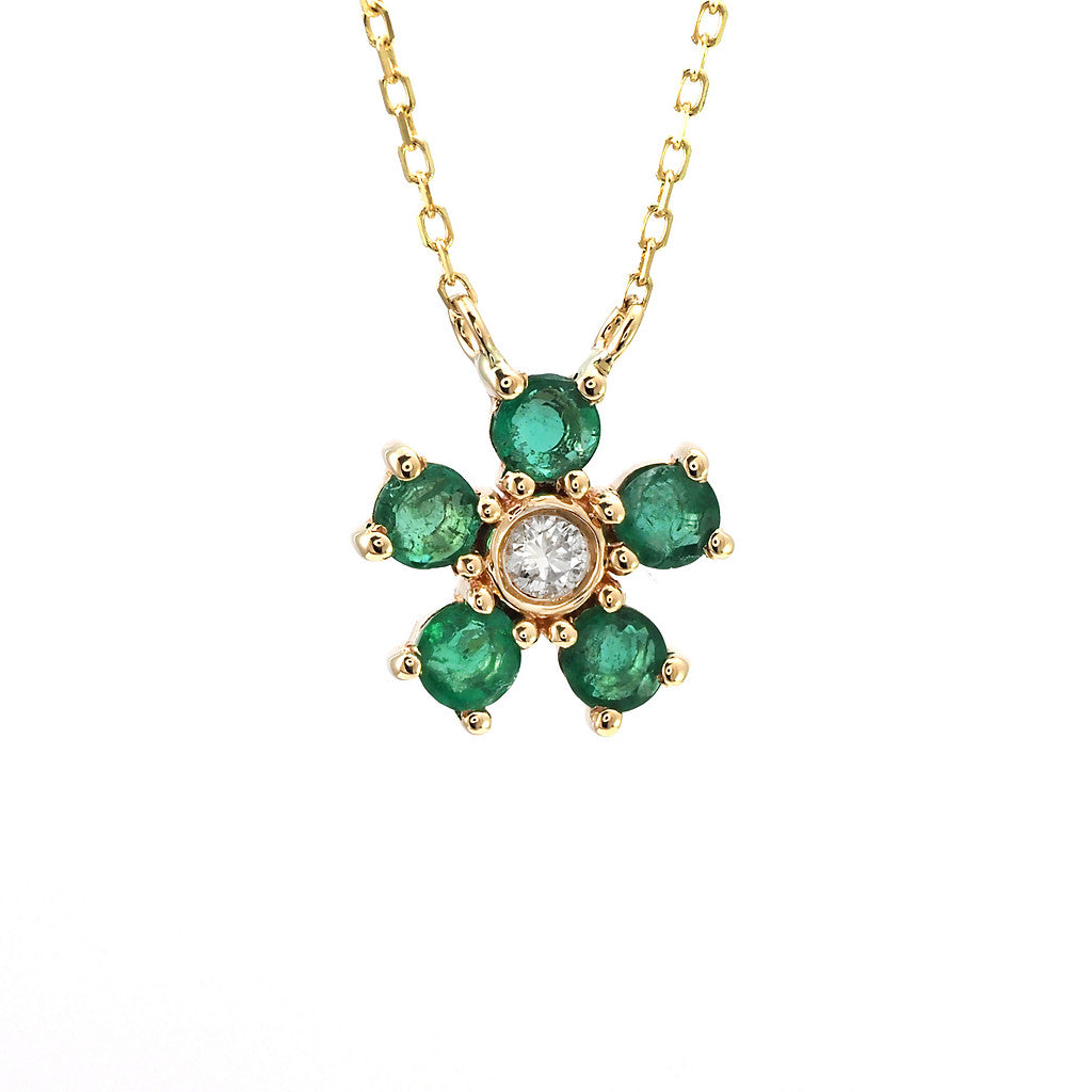 14K Flower Round Prong Emerald Necklace