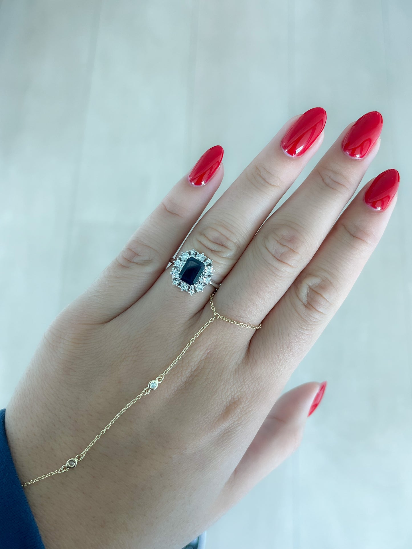 Sapphire 1.95 CT Diamond 0.16ct Ring