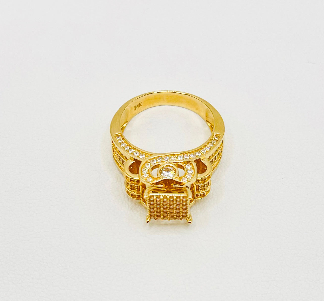 Clasic Princesa Ring 14K