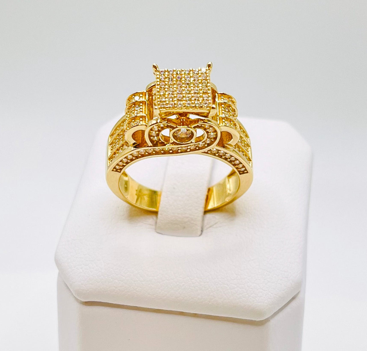 Clasic Princesa Ring 14K