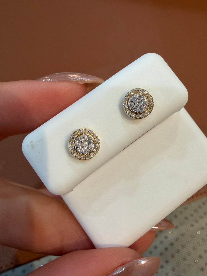 14K Yellow Gold and Diamonds Round Earrings Screwbacks
