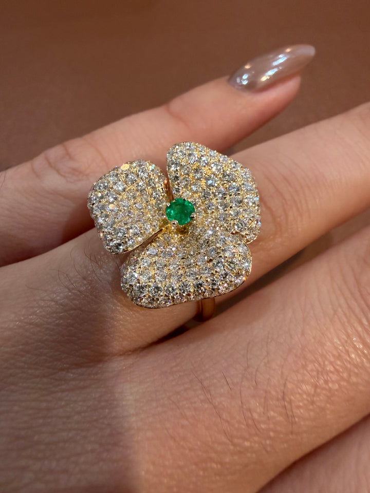 14K Yellow Gold Diamond and Emerald Fancy Flower Ring