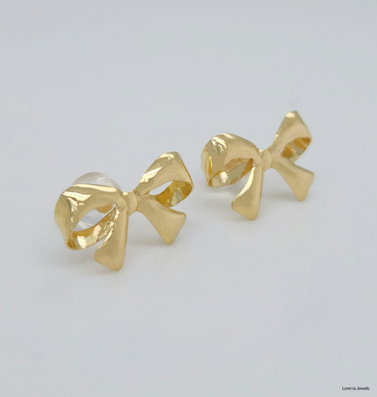 18K Lazo Earrings