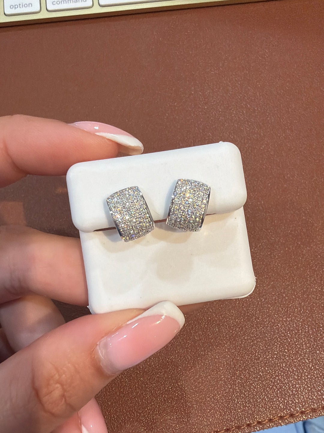 14K White gold 0.73 ct diamond Hoops