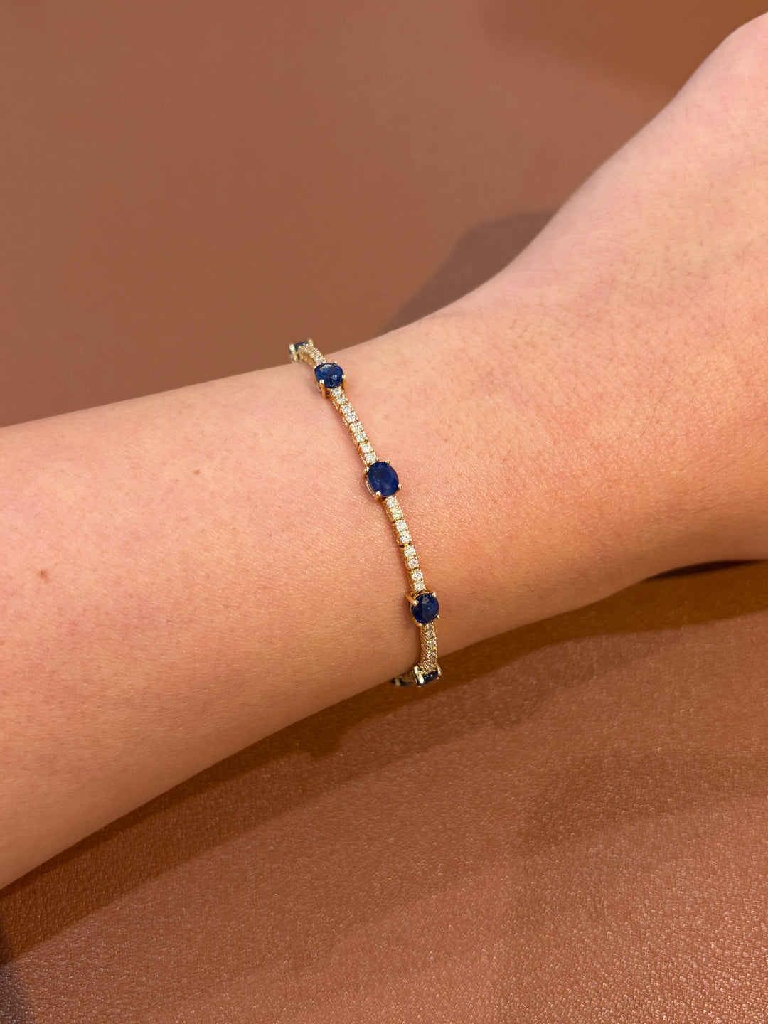 14K Yellow Gold Diamonds and Sapphire Bracelet