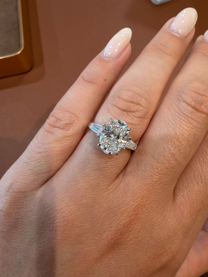 14K White Gold Oval Cut Lab Diamond Ring