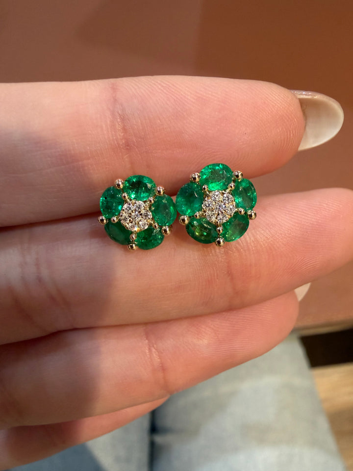 14K Yellow Gold Diamonds Oval Prong Emerald Flower Earrings Pushbacks