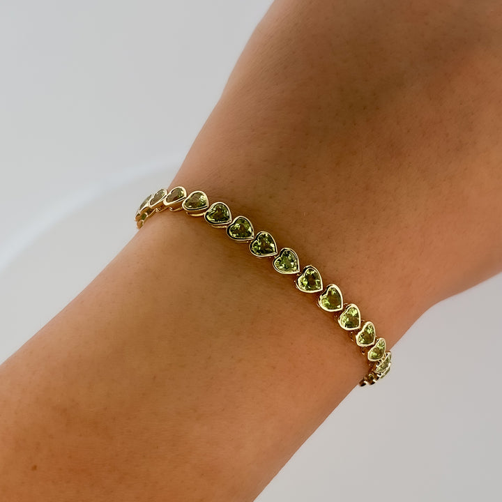 14K Yellow Gold Heart Shape Green Peridot Bracelet