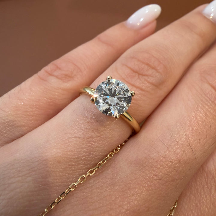 18K Yellow Gold Lab Diamond 2.05ct Round Cut Ring