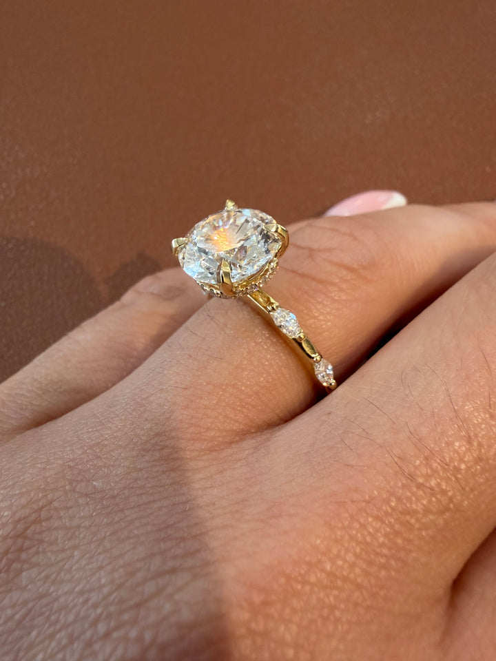 18K Yellow Gold Round Cut Lab Diamond Ring
