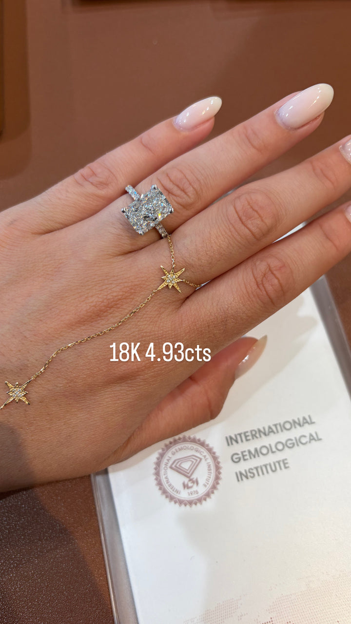 18K White Gold Radiant Cut Lab Diamond Ring