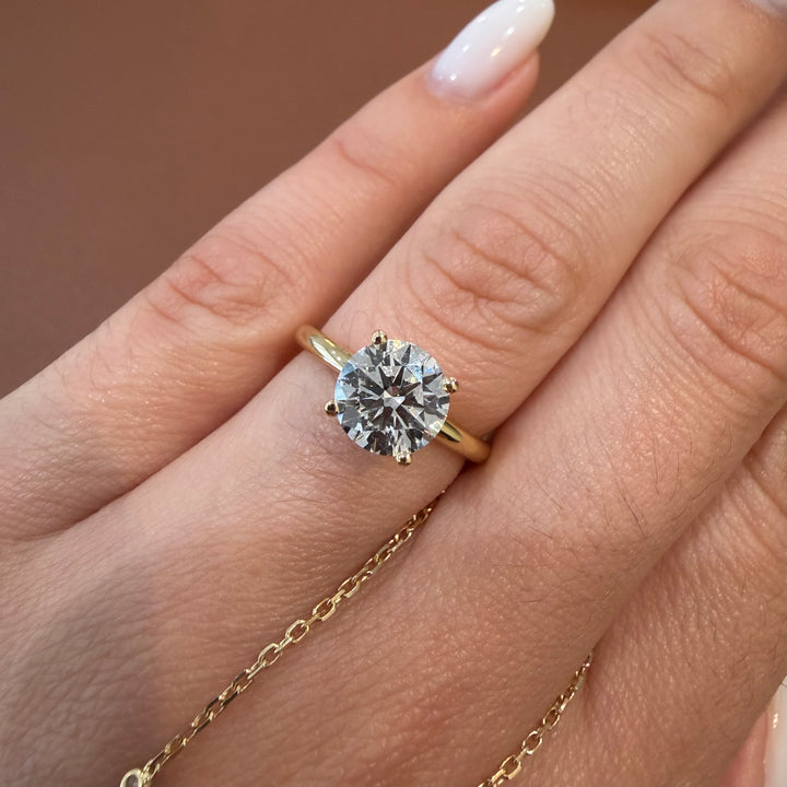 18K Yellow Gold Lab Diamond 2.05ct Round Cut Ring