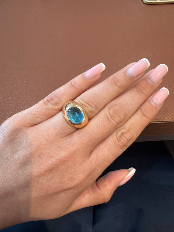 14K Yellow Gold Blue Topaz Ring