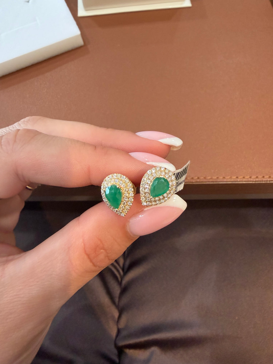 14K Pear Emerald yellow gold and diamonds Earrings pushbacks