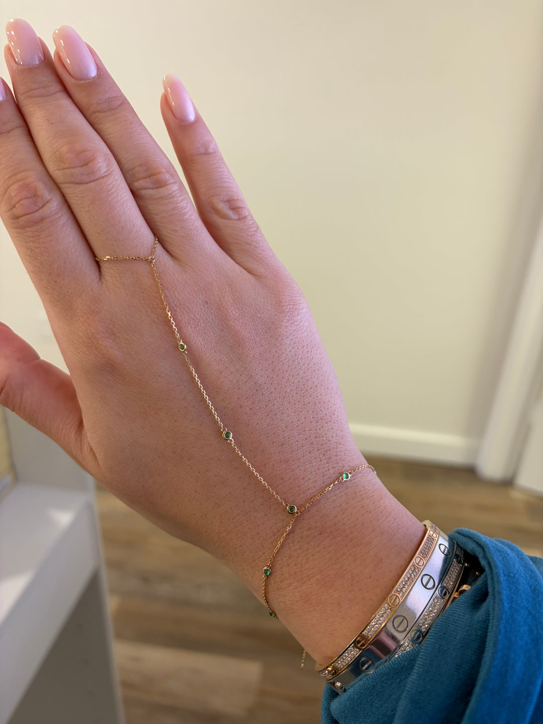 14K Yellow Gold Hand Chain Round Bezel Emerald Bracelet