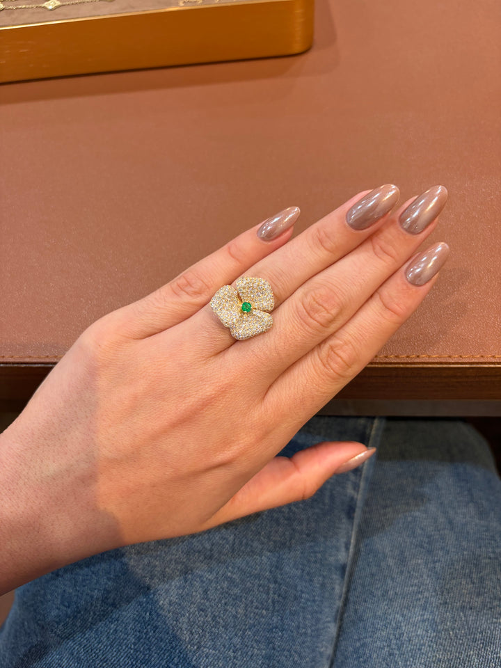 14K Yellow Gold Diamond and Emerald Fancy Flower Ring