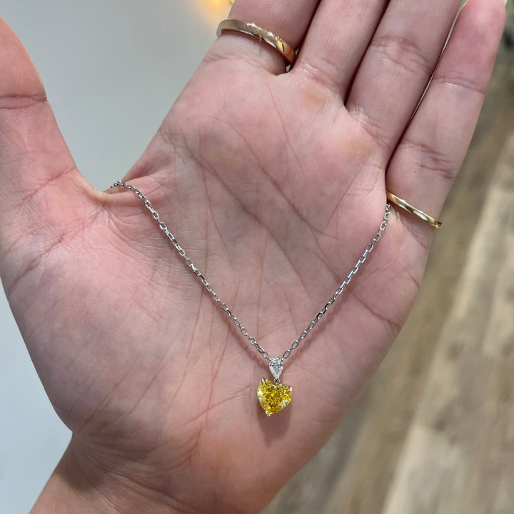 18K White Gold Heart Shape Yellow Lab Diamond Necklace