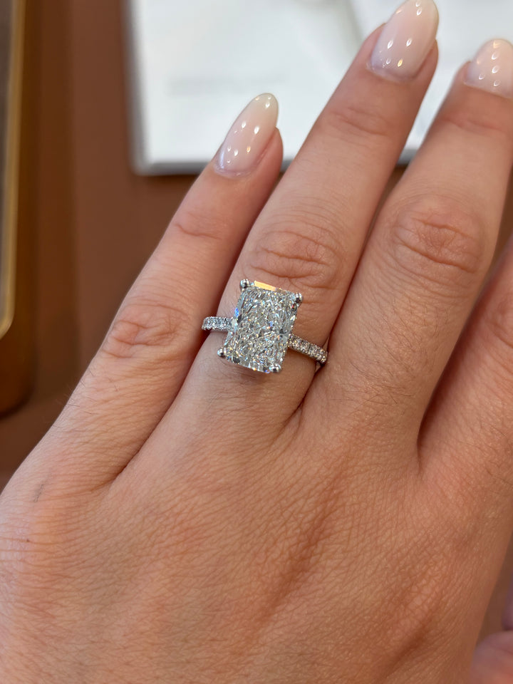 18K White Gold Radiant Cut Lab Diamond Ring