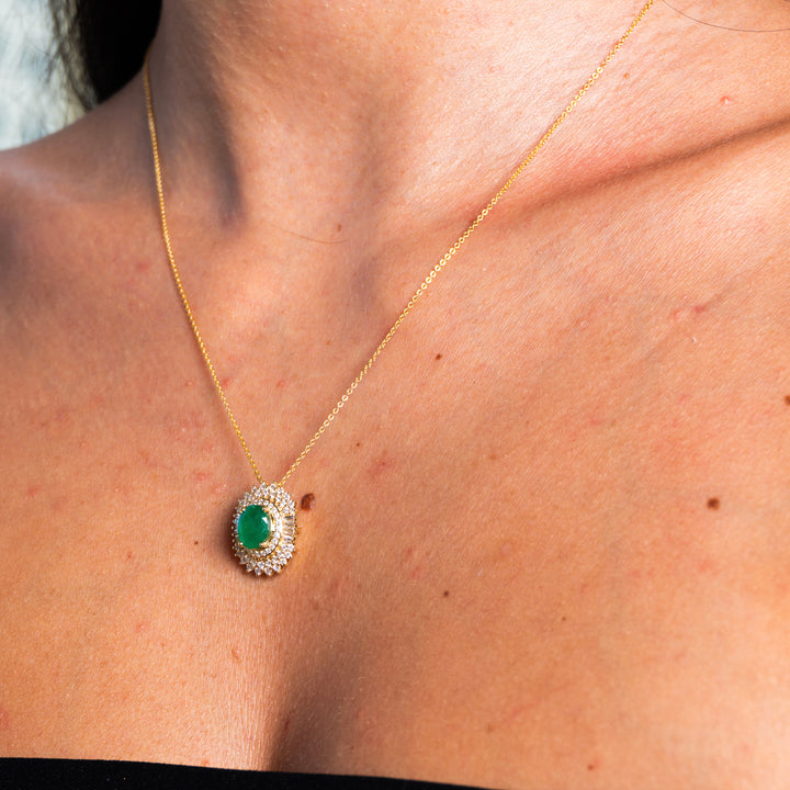 14K yellow gold 0.55 ct Emerald 1.25 ct  Diana Inspired Necklace