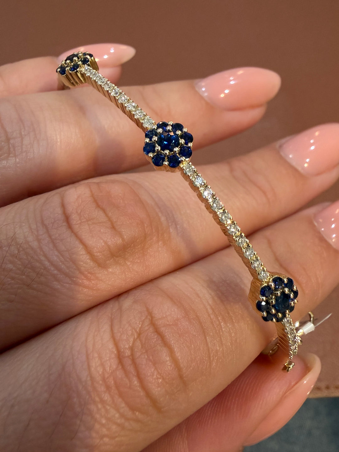 14K Yellow Gold Diamonds and Sapphire Flower Bangle Bracelet