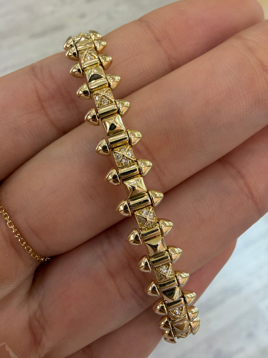 14K Yellow Gold Spikes Eternity Diamond Bangle Bracelet
