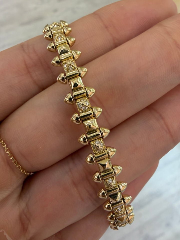 14K Yellow Gold Spikes Eternity Diamond Bangle Bracelet