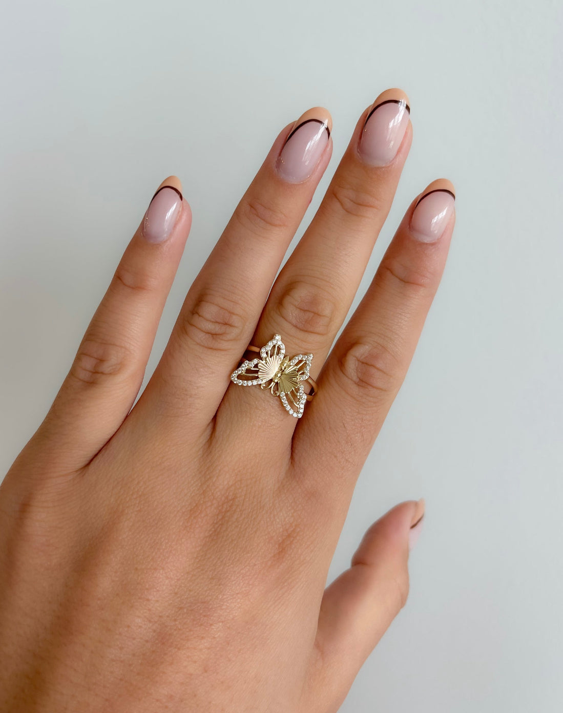 Mariposa Hermosa Ring