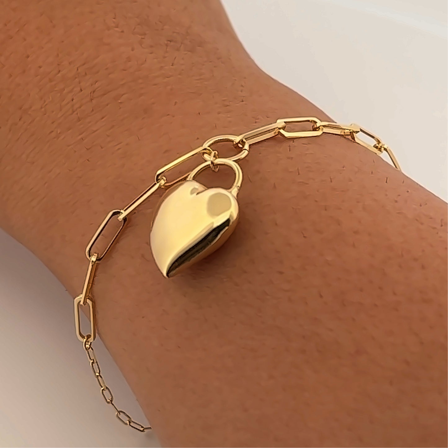 Paper Clip + Corazon Bracelet